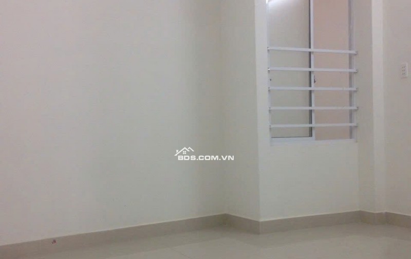 Chính chủ cho thuê nhà mặt tiền đường Hoa Bằng - trung tâm quận Tân Phú