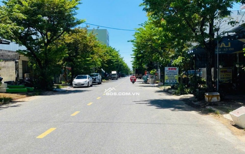 Chào b. án đất 4 lô liền kề BÙI TẤN DIÊN  Hòa An, Cẩm Lệ, Đà Nẵng Giá:  19 tỷ
Đường 10.5m.lề 5m