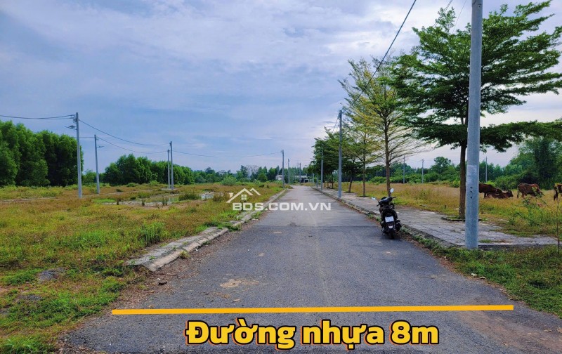 Bán lô đất gần KDL Sơn Tiên,tiện ích đầy đủ,dân cư ở đông,thổ cư 100%