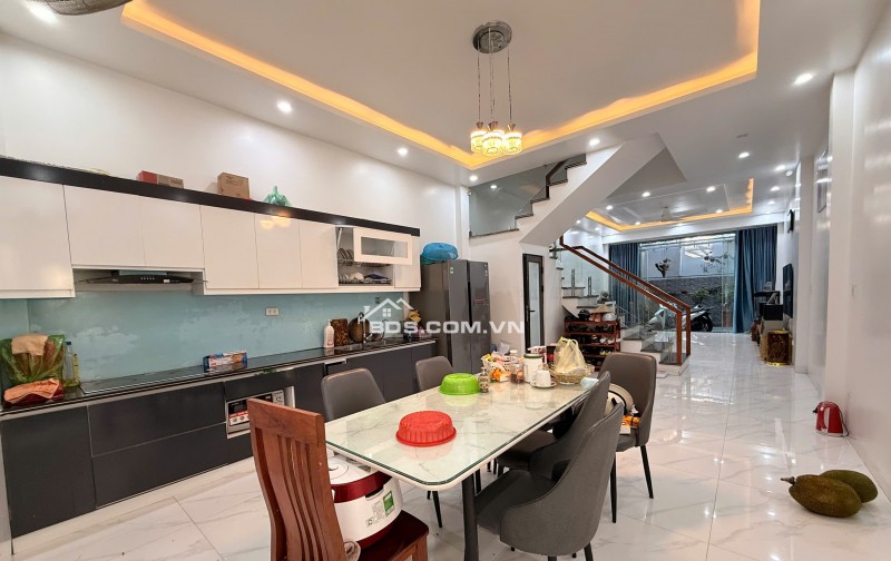 Bán Nhà Phố Đà Nẵng – Hải Phòng  Siêu Phẩm 4 Tầng Hiện Đại, Sống Đẳng Cấp – Tiện Nghi Ngay Trung Tâm