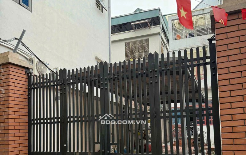 Bán đất nở hậu Làng Lụa Vạn Phúc  Ô tô 7 chỗ vào tận đất ,rất hiếm