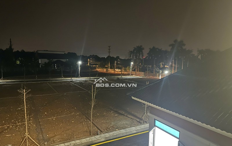 Hàng nóng mới ra- Gía F0 chưa qua đầu tư ngay tại ngã tư lục quân