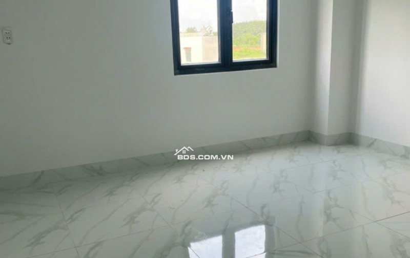 Bán nhà mới xây gần KCN GIang Điền,tiện ích đầy đủ,sổ 100% thổ cư