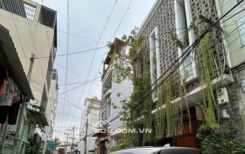 Nhà hẻm xe hơi ĐHT02, Đông Hưng Thuận, Q12