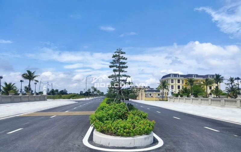 Sổ hồng trao tay những căn Nhà Phố 4 tầng Agora City 112m2 (7x18): 1,8 tỷ. Mr. Long 0931895958