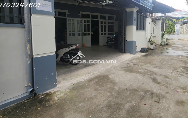 BÁN NHÀ 3 TẦNG KIÊN CỐ – GỖ HƯƠNG CAO CẤP TẠI NHA TRANG - KHÁNH HÒA