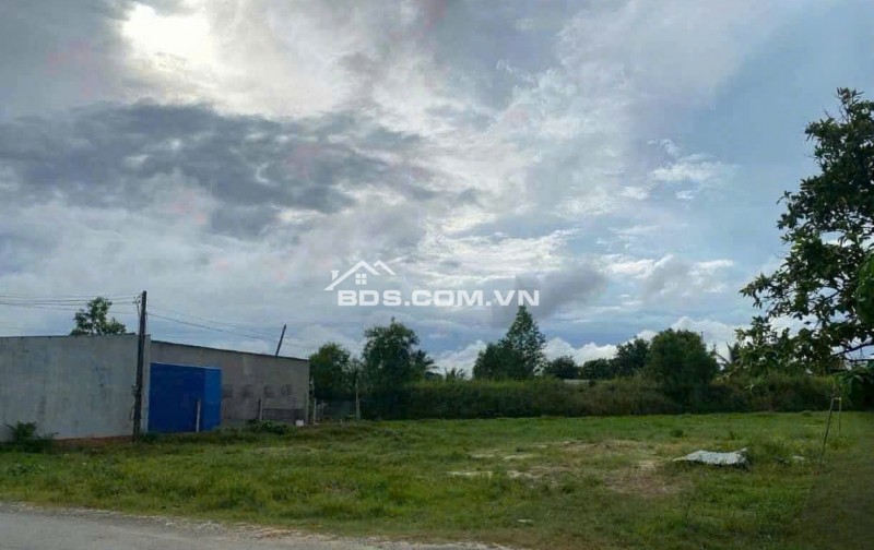 SỞ HỮU NGAY LÔ ĐẤT MT NHỰA BÀU CÔNG, GẦN DỰ ÁN HẬU NGHĨA, NGANG KHỦNG 28.6M. LH:0858540123