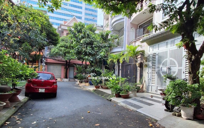 Bán gấp nhà 4 tầng khu Lotte Cộng Hòa ngay ga T3 Tân Sơn Nhất