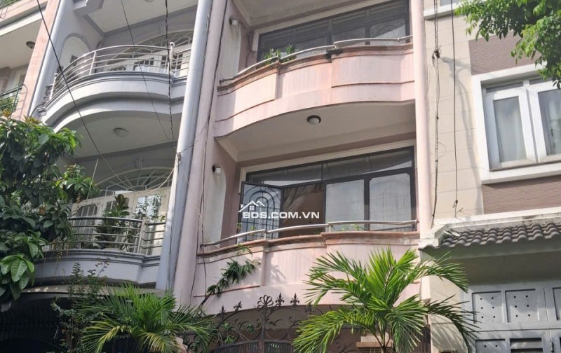 Bán gấp nhà 4 tầng khu Lotte Cộng Hòa ngay ga T3 Tân Sơn Nhất