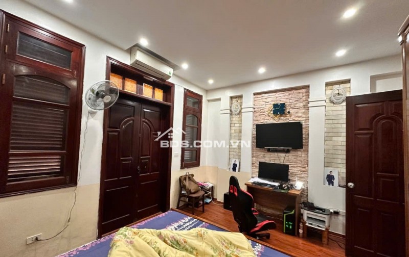 BÁN NHÀ 62M2 – 4 TẦNG -THANG MÁY – Ô TÔ – QUAN NHÂN – THANH XUÂN .