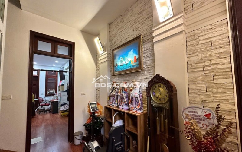 BÁN NHÀ 62M2 – 4 TẦNG -THANG MÁY – Ô TÔ – QUAN NHÂN – THANH XUÂN .