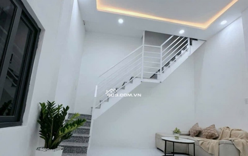 CHÍNH CHỦ CẦN BÁN LẠI NHÀ RIÊNG 2 TẦNG – PHƯỚC HẢI, LÊ HỒNG PHONG, NHA TRANG