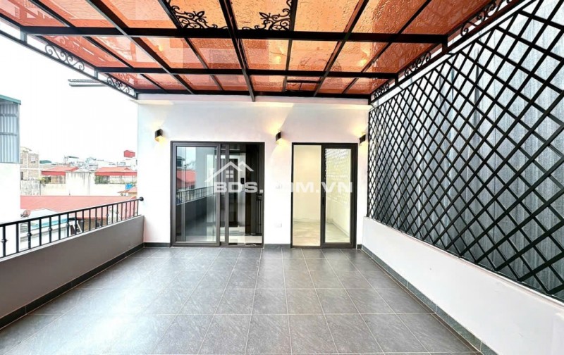 BÁN NHÀ – HOÀNG VĂN THÁI – THANH XUÂN-6 TẦNG – THANG MÁY– Ô TÔ