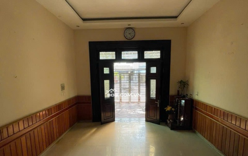 Nhà đẹp giá đầu tư.
CC bán nhà mặt tiền Lê Hồng Phong, Nam Nha trang.