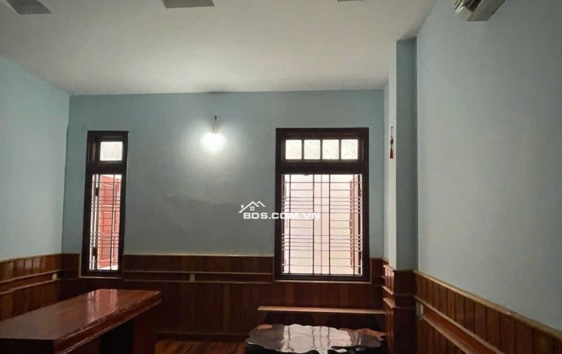 Nhà đẹp giá đầu tư.
CC bán nhà mặt tiền Lê Hồng Phong, Nam Nha trang.