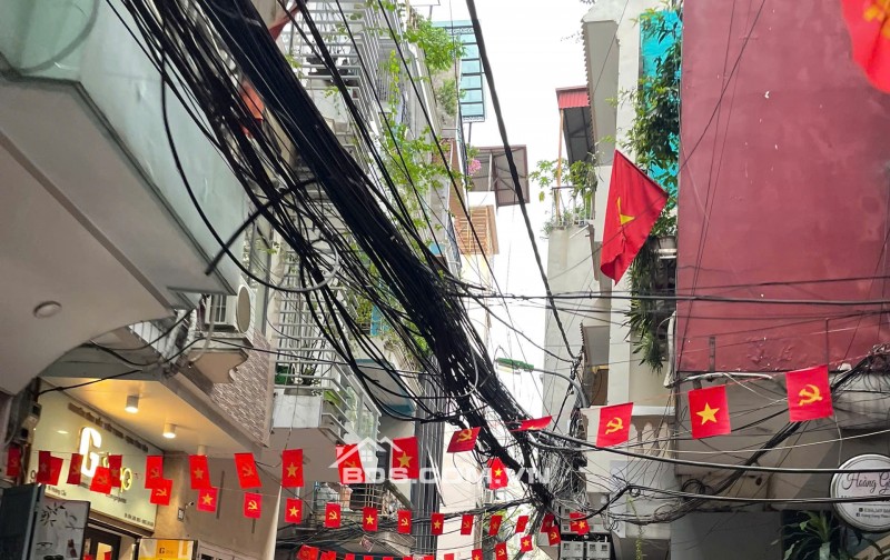 Cho thuê mặt bằng nhỏ giá rẻ tại Hoàng cầu