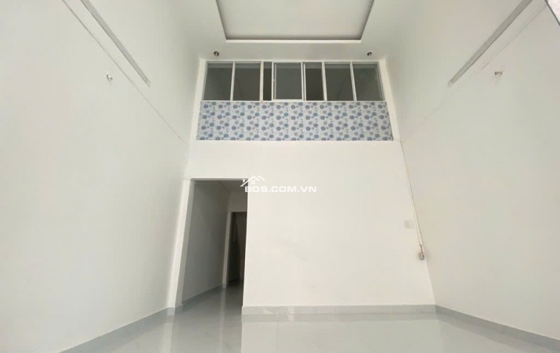 Bán Gấp Nhà Hẻm Nguyễn Thị Thập, Q7: 40m2, 2 Tầng, SH, Giá Chỉ 5.8 Tỷ