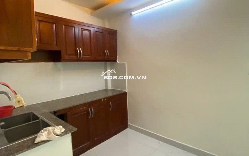 Bán Gấp Nhà Hẻm Nguyễn Thị Thập, Q7: 40m2, 2 Tầng, SH, Giá Chỉ 5.8 Tỷ