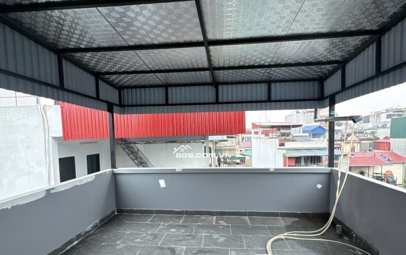 PHỐ CỔ NGỌC LÂM -- LB- TIỀN NHỎ DIỆN TÍCH TO, NHÀ MỚI 45M2--- 9,9 TỶ