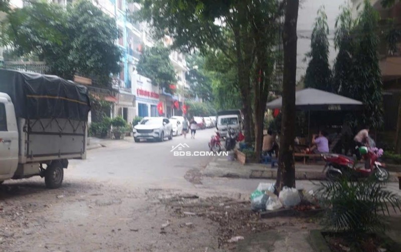 BÁN PHÂN LÔ VIP NGHĨA ĐÔ – NGÕ TO HƠN PHỐ – Ô TÔ TRÁNH – KINH DOANH VĂN PHÒNG ĐỈNH- 23,5ti-