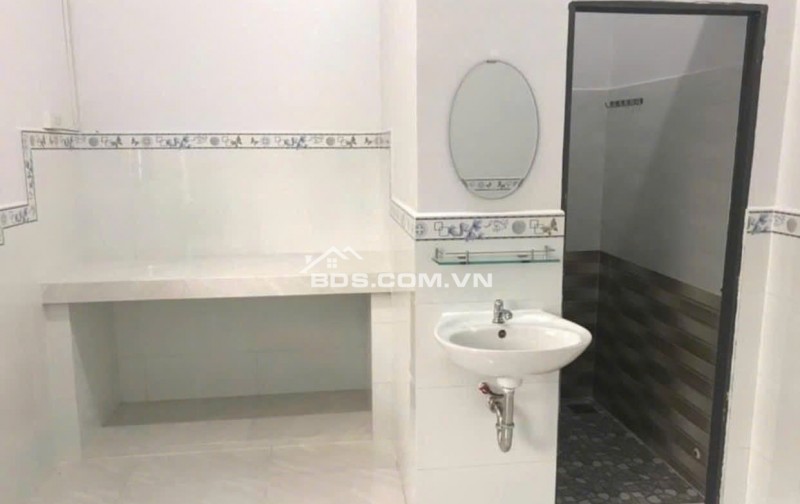 NHÀ CẤP 4 GIÁ TỐT – 2 SẸC LÊ LỢI, TT. TÂN HIỆP – HÓC MÔN – CHỈ 800 TRIỆU