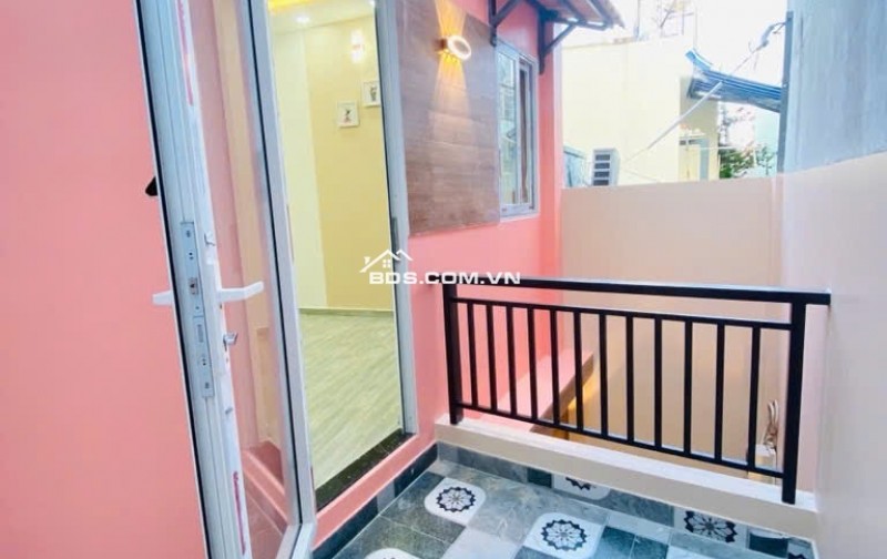 CHIẾM HỮU CĂN BÌNH ĐÔNG 35M² – MẶT TIỀN KINH DOANH, TIỆN ĐẦU TƯ DÒNG TIỀN, HẺM THÔNG, AN NINH  – KHẢ NĂNG SINH LỜI CAO CHỈ VỚI 3.X TỶ.