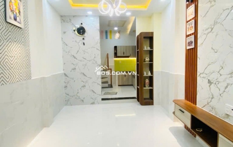 CHIẾM HỮU CĂN BÌNH ĐÔNG 35M² – MẶT TIỀN KINH DOANH, TIỆN ĐẦU TƯ DÒNG TIỀN, HẺM THÔNG, AN NINH  – KHẢ NĂNG SINH LỜI CAO CHỈ VỚI 3.X TỶ.