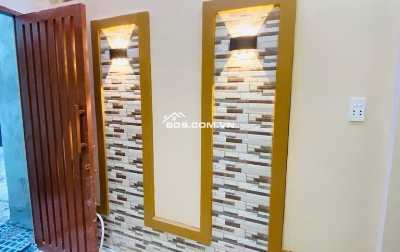 CHIẾM HỮU CĂN BÌNH ĐÔNG 35M² – MẶT TIỀN KINH DOANH, TIỆN ĐẦU TƯ DÒNG TIỀN, HẺM THÔNG, AN NINH  – KHẢ NĂNG SINH LỜI CAO CHỈ VỚI 3.X TỶ.