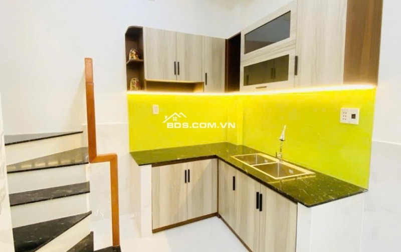 CHIẾM HỮU CĂN BÌNH ĐÔNG 35M² – MẶT TIỀN KINH DOANH, TIỆN ĐẦU TƯ DÒNG TIỀN, HẺM THÔNG, AN NINH  – KHẢ NĂNG SINH LỜI CAO CHỈ VỚI 3.X TỶ.