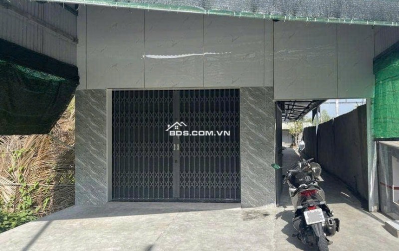  Nhà đẹp cần bán. 900tr với 103m2 ngay tại Tân An Hội, Củ Chi. Sổ Hồng Riêng