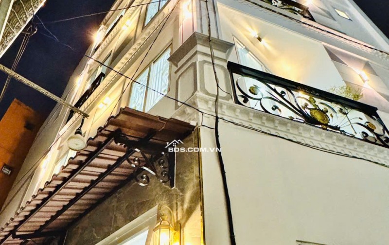 SIÊU PHẨM THÍCH QUẢNG ĐỨC – PHÚ NHUẬN  5 TẦNG ĐẸP - NGANG KHỦNG 5.4M - FULL NỘI THẤT