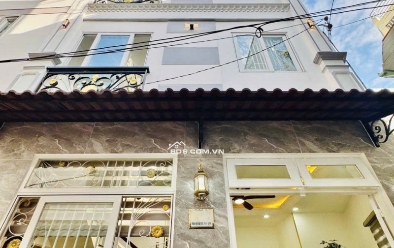 SIÊU PHẨM THÍCH QUẢNG ĐỨC – PHÚ NHUẬN  5 TẦNG ĐẸP - NGANG KHỦNG 5.4M - FULL NỘI THẤT