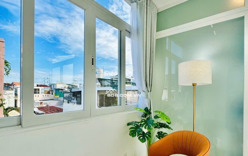 SIÊU PHẨM THÍCH QUẢNG ĐỨC – PHÚ NHUẬN  5 TẦNG ĐẸP - NGANG KHỦNG 5.4M - FULL NỘI THẤT