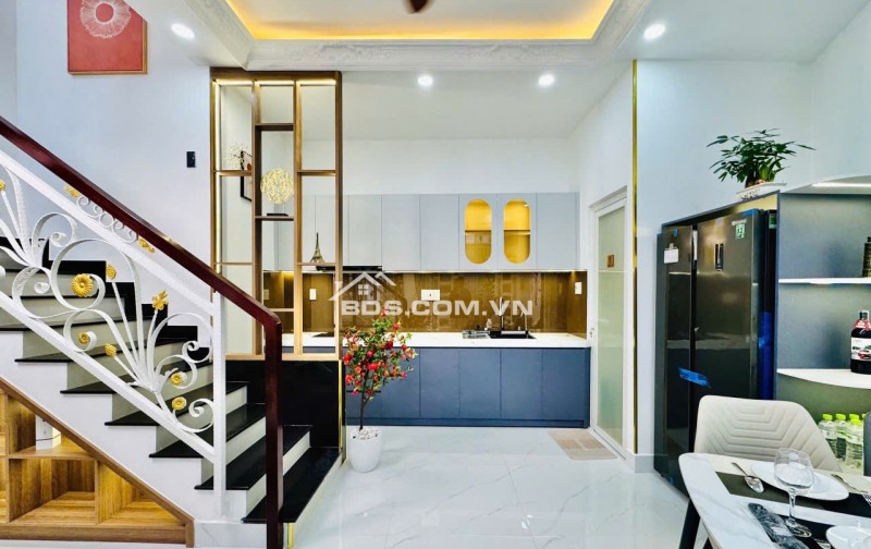 SIÊU PHẨM THÍCH QUẢNG ĐỨC – PHÚ NHUẬN  5 TẦNG ĐẸP - NGANG KHỦNG 5.4M - FULL NỘI THẤT