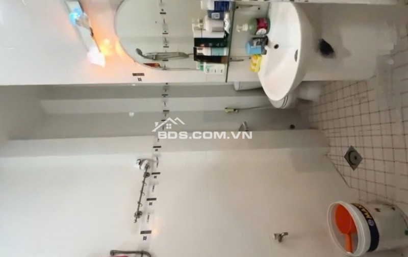 CƠ HỘI ĐỘC ĐÁO TẠI TRUNG TÂM QUẬN 4 - SỔ HỒNG SẴN SÀNG! NHÀ PHỐ ĐA NĂNG ĐƯỜNG TÔN ĐẢN - KHU DÂN CƯ ỔN ĐỊNH