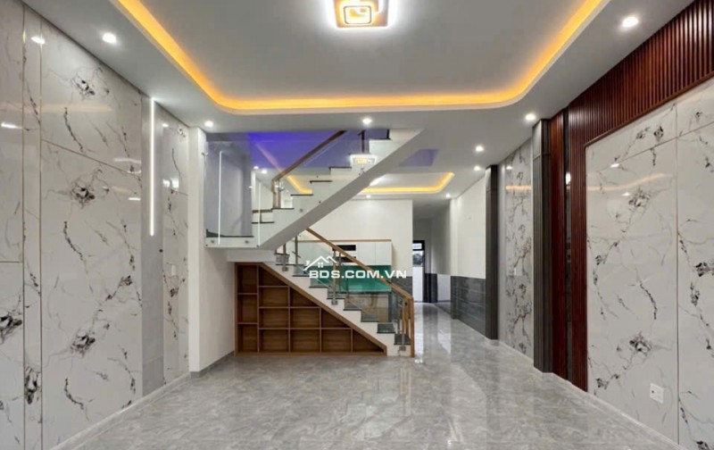 Nhà Lầu Giá Tốt – Chủ Ngộp Cần Bán Gấp, Thương Lượng Mạnh