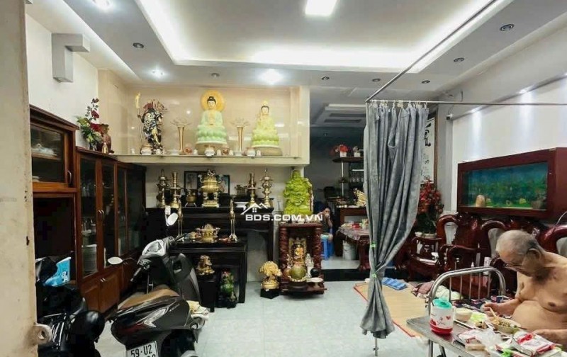 MT Ngang 6m đường 3/2 Q10, DT:6x10 T+3L Giá 25 tỷ chốt