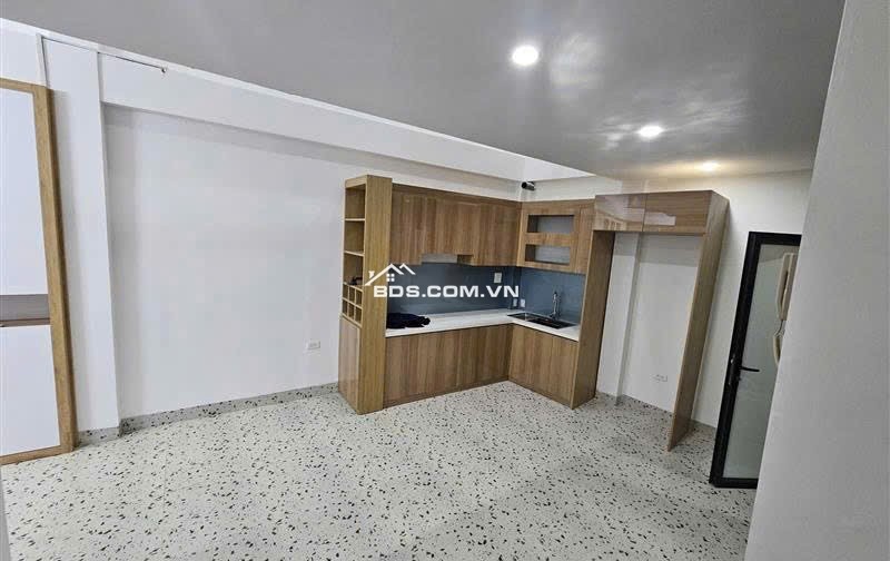 BÁN NHÀ PHỐ Q.HBT - HÀ NỘI, 44M 6 TẦNG THANG MÁY, ĐỦ TIỆN ÍCH, LH NGAY:0332645555.