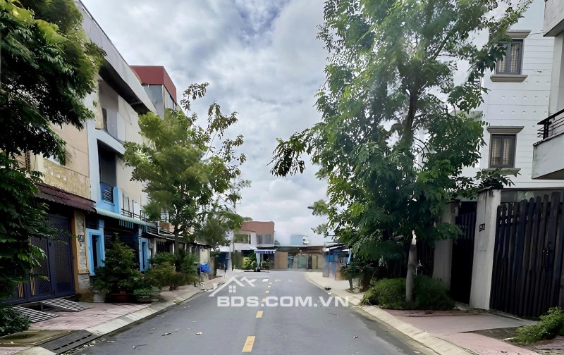 MẶT TIỀN PHẠM THẾ HIỂN – NHÀ 4 TẦNG CHỈ 14.9 TỶ. LH:0779351867 – 0764071867.