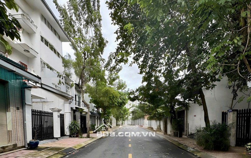 MẶT TIỀN PHẠM THẾ HIỂN – NHÀ 4 TẦNG CHỈ 14.9 TỶ. LH:0779351867 – 0764071867.