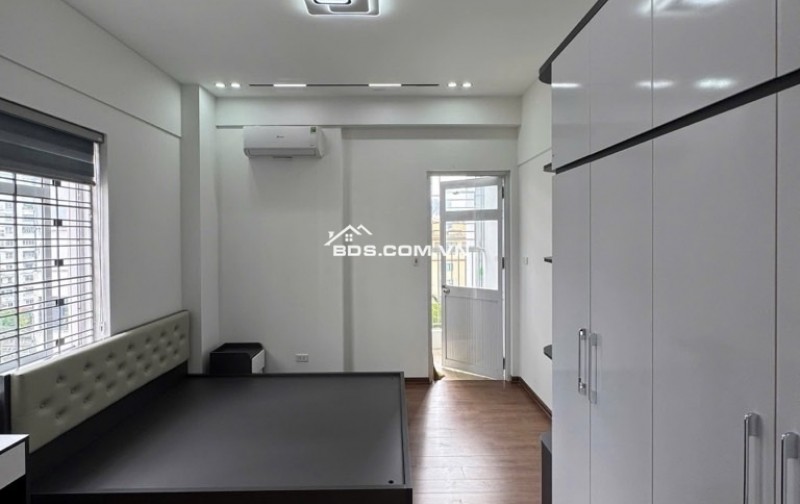 CHUNG CƯ TRẦN QUÝ KIÊN DT 63M 2 NGỦ 2 WC,CĂN GÓC GIÁ 5,950 TỶ