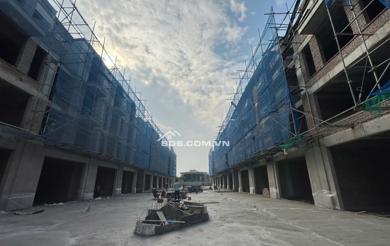 Cho thuê Shophouse tại dự án Vlasta Thủy Nguyên - Hải Phòng. Hỗ trợ 300 triệu tiền hoàn thiện