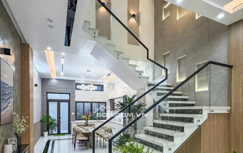 BÁN NHANH NHÀ 4 TẦNG PHONG CÁCH CHÂU ÂU – CÁCH KHU CÔNG NGHIỆP TÂN TẠO 300M, BÌNH TÂN- 4x18(72m²) CHỈ 6TỶ800TR