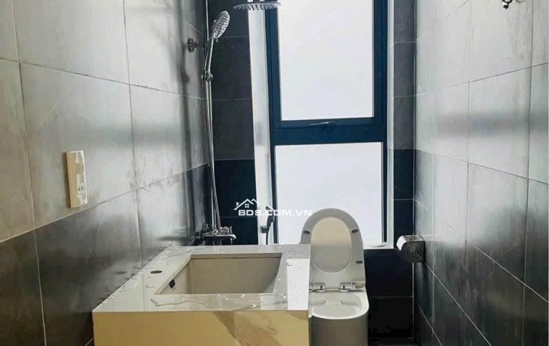 Chủ ngộp cần bán gắp căn nhà 118m2 giá chỉ 980tr ở Bà Điểm Hóc Môn sổ hồng riêng