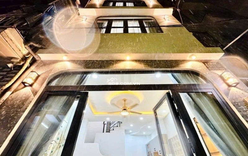 BÁN NHÀ PHỐ MỚI – ĐẸP – SANG XỊN – SỔ HỒNG RIÊNG NGAY TRUNG TÂM THỦ DẦU MỘT – DIỆN TÍCH 4x30(120m²) – 3 TẦNG CHỈ 2TỶ2