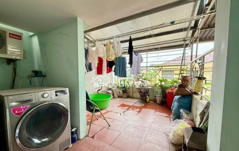 Bán Nhà Tân Triều 34m2- 6 Tầng – 6 phòng ngủ - Vừa ở vừa cho thuê -Gần ô tô – Ngõ thông – chào 8.3 tỷ.