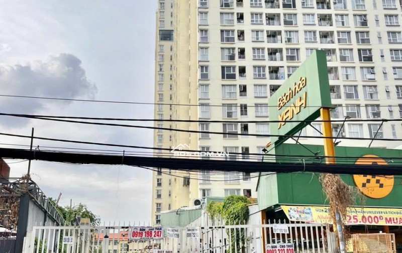 Cần bán lô đất FULL thổ cư Mặt Tiền Nguyễn Thị Thập Quận 7