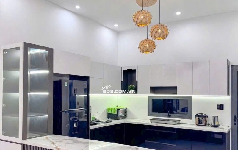  NHÀ CẤP 4 HIỆN ĐẠI – ĐÓN TẾT AN KHANG, VÀO Ở NGAY! 