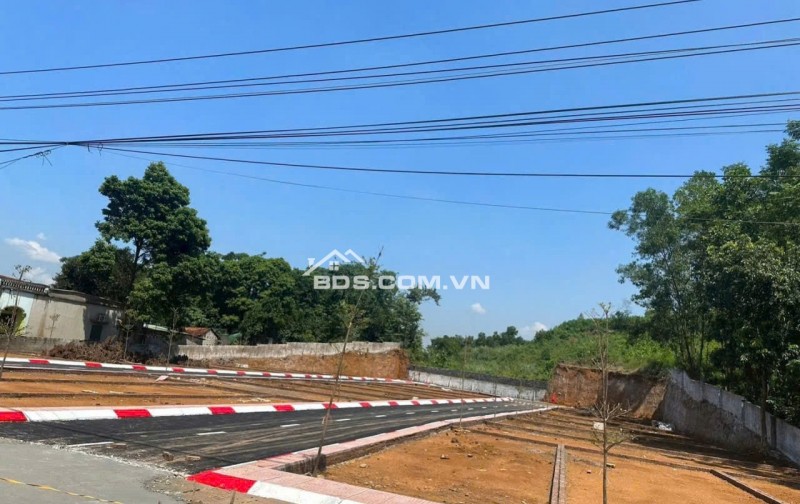 BÁN LÔ ĐẤT HÒA BÌNH CHỈ NHỈNH 300 TRIỆU – LẤY ĐÂU RA GIÁ NÀY NỮ