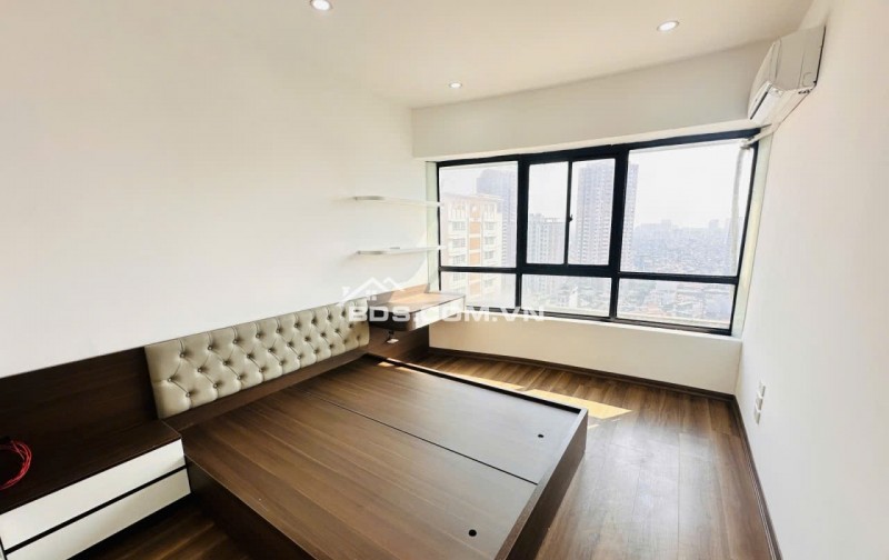 Bán gấp – Lô góc-Chung cư Toà A2- Nguyễn Đức Cảnh – Hoàng Mai – 134m2 – 4 ngủ - 8,5 tỷ